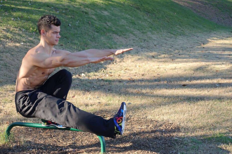 different bodyweight squat exercises